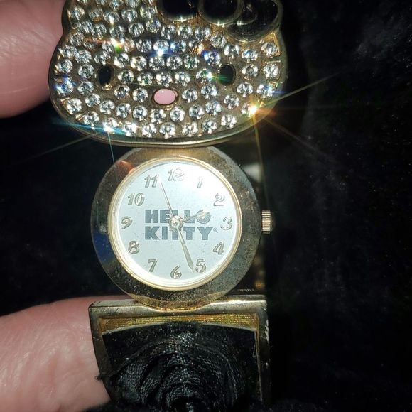 SANRIO HK1727J Hello Kitty Hidden Watch Goldtone Black Roses Bangle Bracelet - Picture 3 of 8